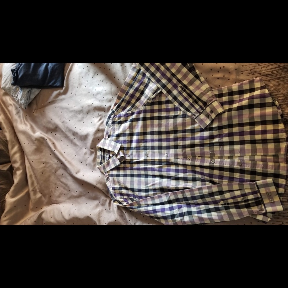 Express button down - Picture 2 of 2